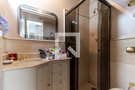 Apartamento para alugar com 209m², 3 quartos e 2 vagas Apartamento para alugar com 209m², 3 quartos e 2 vagasBanheiro da Suíte