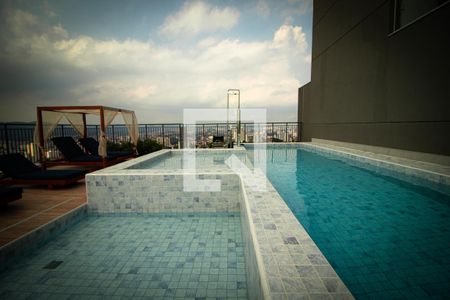 Apartamento para alugar com 26m², 1 quarto e sem vagaÁrea comum - Piscina