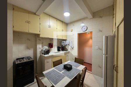 Apartamento à venda com 53m², 2 quartos e sem vagaCozinha