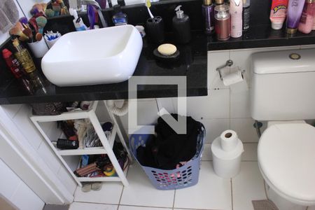 Apartamento à venda com 77m², 3 quartos e 2 vagasBanheiro da Suíte