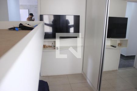 Apartamento à venda com 77m², 3 quartos e 2 vagasQuarto 2