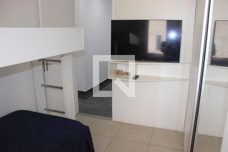 Apartamento à venda com 77m², 3 quartos e 2 vagasQuarto 2