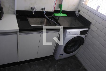 Apartamento à venda com 77m², 3 quartos e 2 vagasÁrea de Serviço