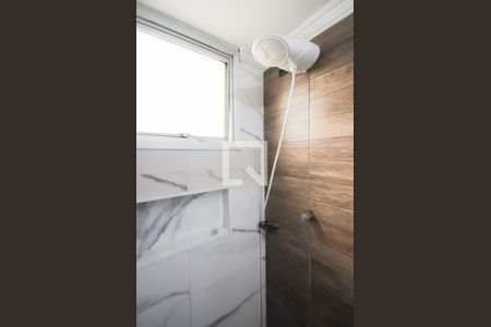Banheiro Social de apartamento para alugar com 2 quartos, 50m² em Santa Terezinha, São Bernardo do Campo