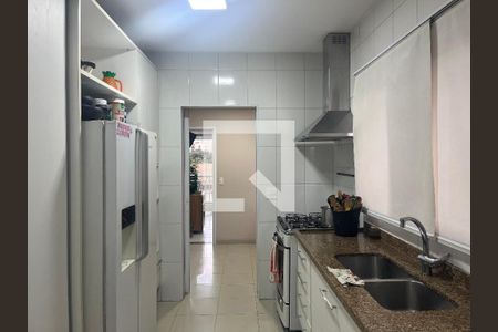 Apartamento à venda com 205m², 3 quartos e 4 vagasCozinha