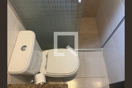 Apartamento à venda com 205m², 3 quartos e 4 vagasBanheiro da Suíte 1