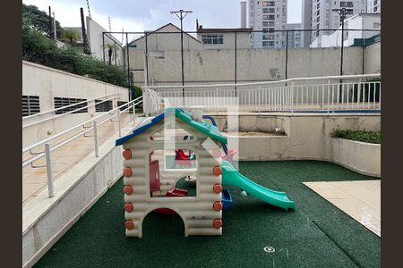 Apartamento à venda com 205m², 3 quartos e 4 vagasÁrea comum - Playground