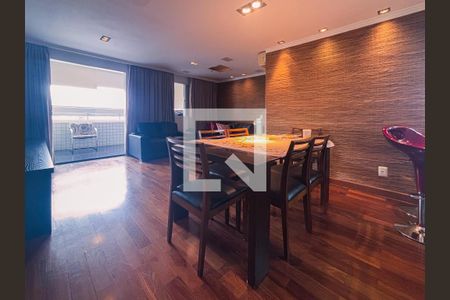 Apartamento à venda com 3 quartos, 200m² em Vila Gumercindo, São Paulo