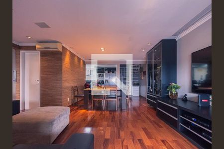 Apartamento à venda com 3 quartos, 200m² em Vila Gumercindo, São Paulo