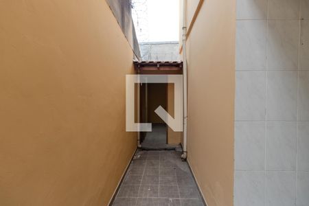 Casa para alugar com 170m², 4 quartos e 2 vagasCorredor externo