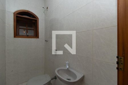 Casa para alugar com 170m², 4 quartos e 2 vagasBanheiro de Serviço