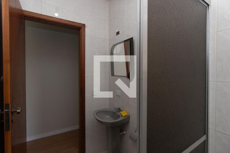 Casa para alugar com 170m², 4 quartos e 2 vagasBanheiro Social