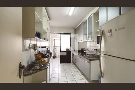 Apartamento à venda com 88m², 3 quartos e 2 vagas Apartamento à venda com 88m², 3 quartos e 2 vagasCozinha