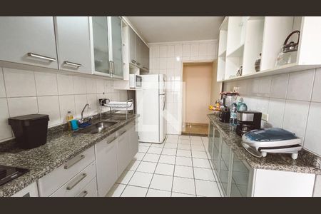 Apartamento à venda com 88m², 3 quartos e 2 vagas Apartamento à venda com 88m², 3 quartos e 2 vagasCozinha