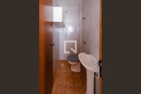 Apartamento à venda com 80m², 2 quartos e 1 vaga Apartamento à venda com 80m², 2 quartos e 1 vagaBanheiro de serviço