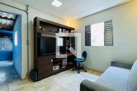 Sala de casa para alugar com 1 quarto, 50m² em Jardim Jovaia, Guarulhos