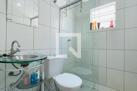 Banheiro da Suíte de casa para alugar com 1 quarto, 50m² em Jardim Jovaia, Guarulhos