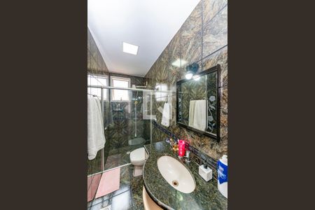 Apartamento à venda com 110m², 3 quartos e 1 vaga Apartamento à venda com 110m², 3 quartos e 1 vagaBanheiro da Suíte