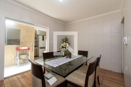 Casa à venda com 128m², 3 quartos e 1 vagaCopa