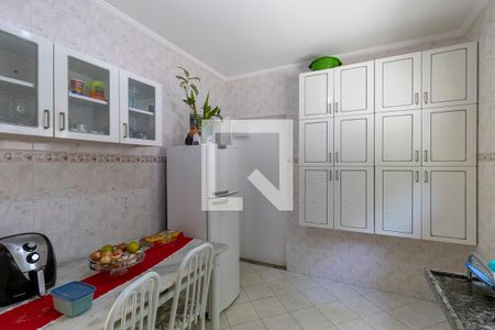 Casa à venda com 120m², 5 quartos e 3 vagasCasa 2 - Cozinha