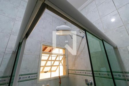 Casa à venda com 120m², 5 quartos e 3 vagasCasa 2 - Banheiro