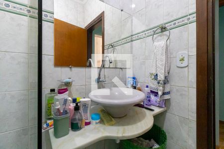 Casa à venda com 120m², 5 quartos e 3 vagasCasa 2 - Banheiro