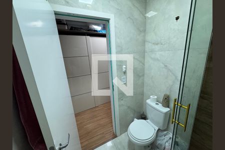 Casa à venda com 110m², 3 quartos e 3 vagasBanheiro 2