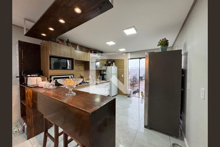 Casa à venda com 110m², 3 quartos e 3 vagasCopa