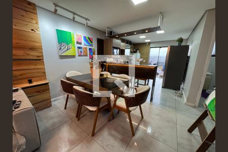 Casa à venda com 110m², 3 quartos e 3 vagasCopa