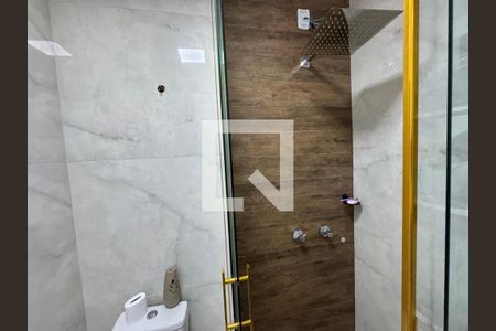 Casa à venda com 110m², 3 quartos e 3 vagasBanheiro 2