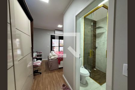 Casa à venda com 110m², 3 quartos e 3 vagasCorredor