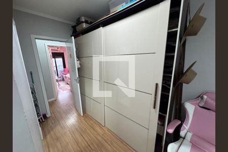 Casa à venda com 110m², 3 quartos e 3 vagasCloset