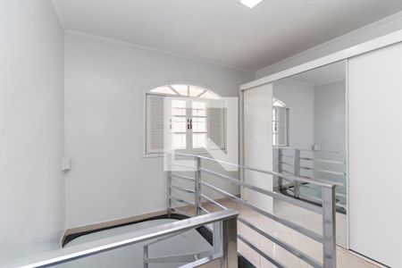 Casa à venda com 320m², 3 quartos e 2 vagas Casa à venda com 320m², 3 quartos e 2 vagasQuarto de Acesso