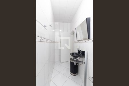 Casa à venda com 320m², 3 quartos e 2 vagas Casa à venda com 320m², 3 quartos e 2 vagasBanheiro da Suíte 2