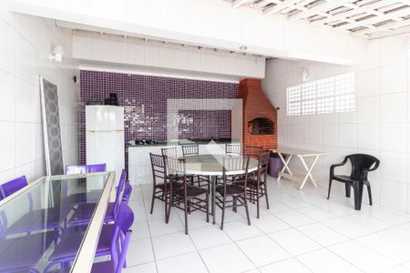 Casa à venda com 320m², 3 quartos e 2 vagas Casa à venda com 320m², 3 quartos e 2 vagasEspaço Gourmet