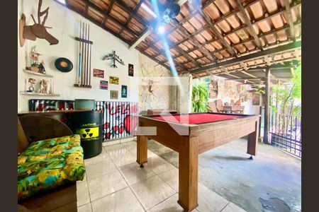 Casa à venda com 231m², 3 quartos e 3 vagasÁrea comum