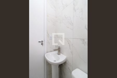 Banheiro de apartamento para alugar com 1 quarto, 28m² em Jardim Brasil (zona Norte), São Paulo