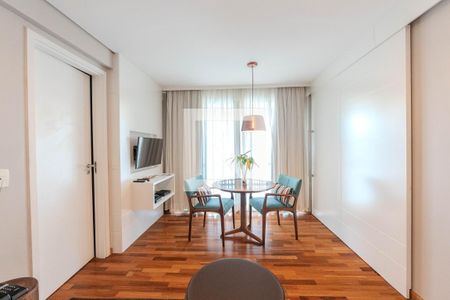 Sala  de apartamento para alugar com 1 quarto, 39m² em Bela Vista, São Paulo