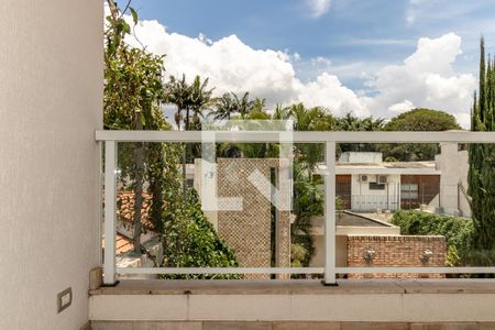 Casa à venda com 600m², 4 quartos e 3 vagasSacada do corredor dos quartos