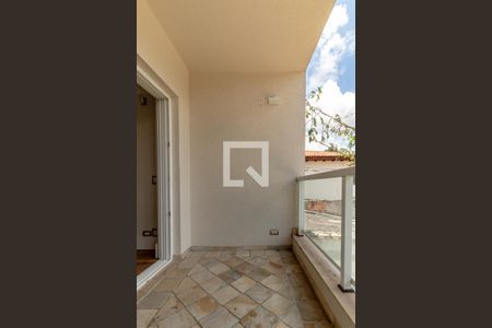 Casa à venda com 600m², 4 quartos e 3 vagasSacada do corredor dos quartos