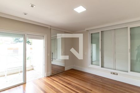 Casa à venda com 600m², 4 quartos e 3 vagasQuarto 4