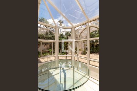 Casa à venda com 600m², 4 quartos e 3 vagasCopa