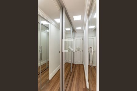 Casa à venda com 600m², 4 quartos e 3 vagasQuarto 1