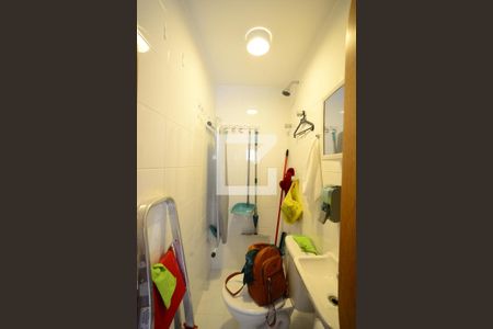 Apartamento à venda com 208m², 4 quartos e 3 vagasBanheiro de Serviço