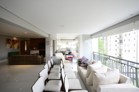 Varanda de apartamento à venda com 4 quartos, 208m² em Vila Mariana, São Paulo