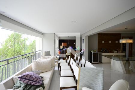 Varanda de apartamento à venda com 4 quartos, 208m² em Vila Mariana, São Paulo