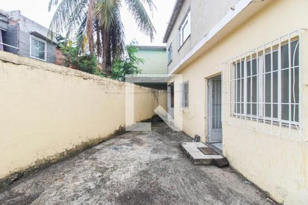 Casa para alugar com 110m², 2 quartos e 2 vagas Casa para alugar com 110m², 2 quartos e 2 vagasQuintal