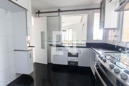 Apartamento à venda com 130m², 3 quartos e 4 vagasCozinha