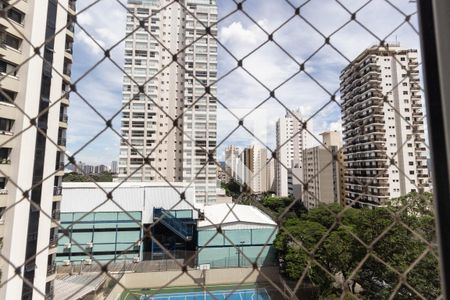 Apartamento à venda com 130m², 3 quartos e 4 vagasVista