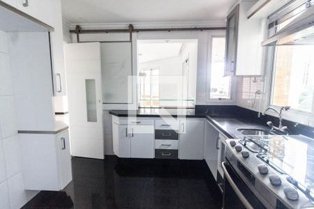 Apartamento à venda com 130m², 3 quartos e 4 vagasCozinha